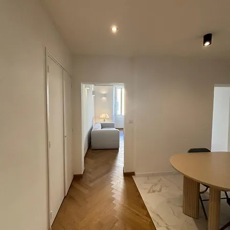Hyper Centre Apartmán *