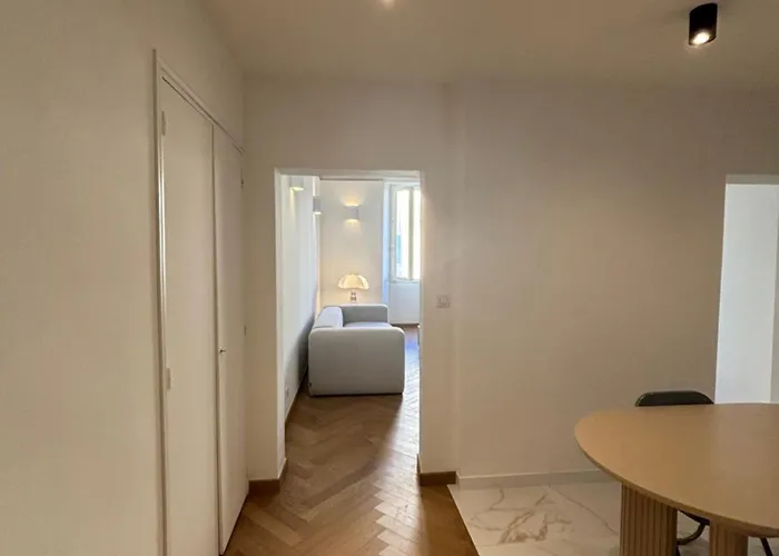 Hyper Centre Apartmán *